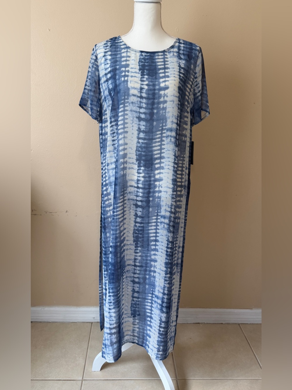NWT Vince Camuto Maxi Dress Swim Cover Up Blue Cloud Tie Dye Size M Side Slit